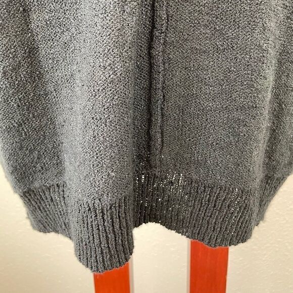 NWT Two by Vince Camuto Light Sweater Size S - Picture 3 of 9